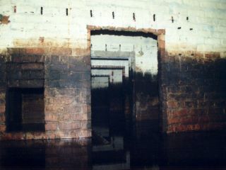 Bunker bei Niedrigwasser