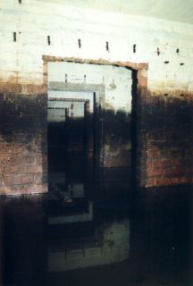 Bunker bei Niedrigwasser